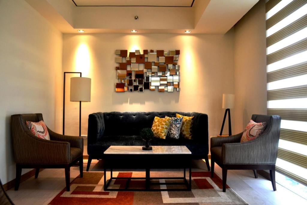 Home Crest Hotel Davao Zewnętrze zdjęcie